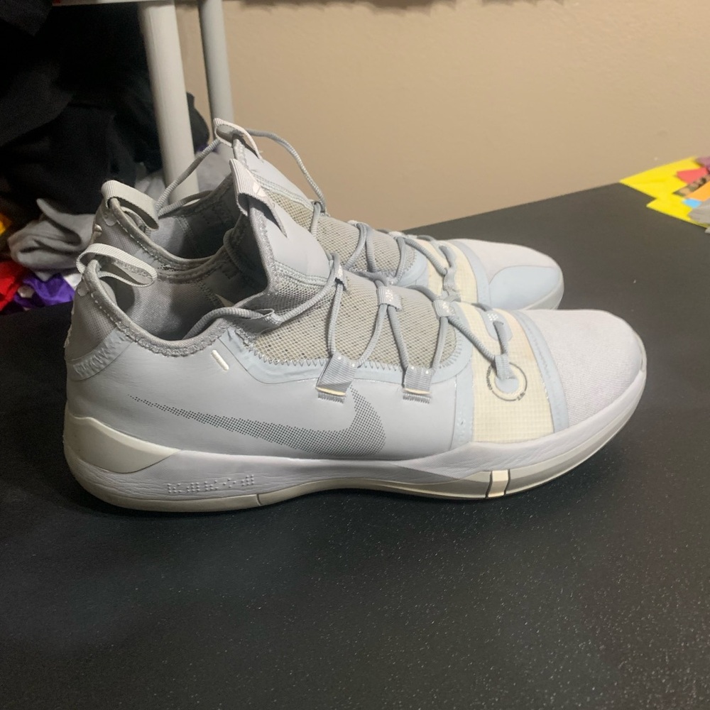 Used Kobe Nike grey